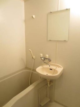 バス・シャワールーム　※別部屋の参考写真です。