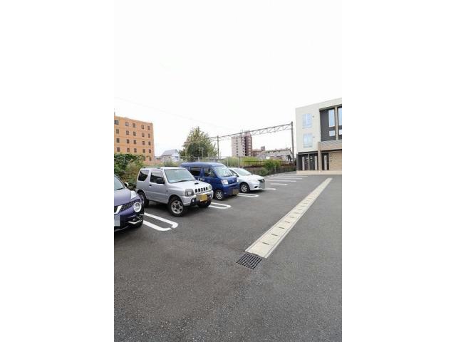 駐車場　駐車場