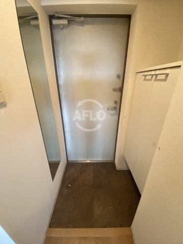 玄関　TLRレジデンス高井田　玄関