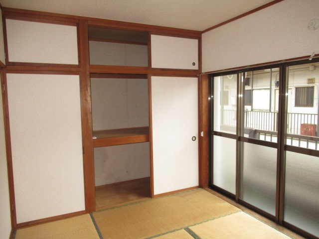 居室・リビング　居室