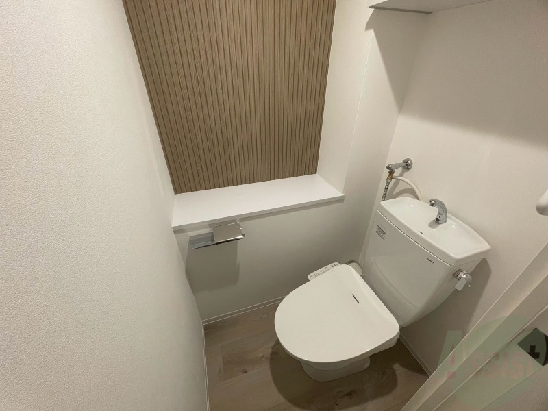 トイレ　こちらはトイレです。清潔感があり、安心して使用できます。
