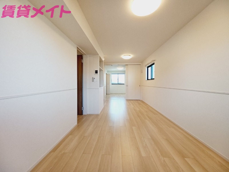 居室・リビング　同型参考写真