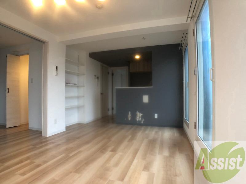 居室・リビング　明るいお部屋は気持ちよく過ごせそうですね。