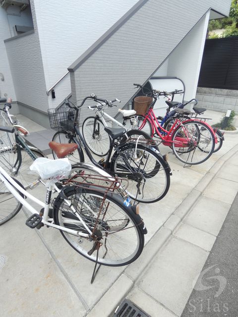 近鉄大阪線 長瀬駅 徒歩8分 2階建 築10年の外観写真