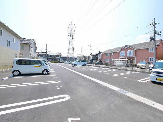 駐車場　駐車スペースもあります