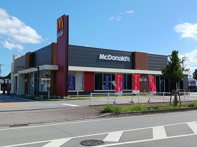 飲食店　マクドナルド石川店（飲食店）まで2100m