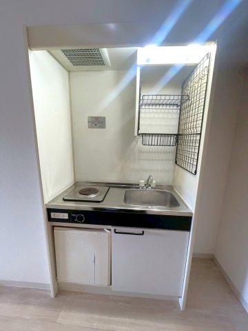 地下鉄今里筋線 だいどう豊里駅 徒歩2分 6階建 築32年のキッチン写真
