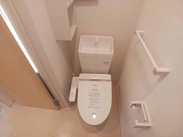 トイレ　ゆったりとした空間のトイレです