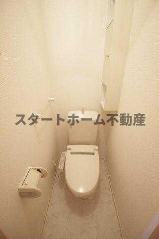 ＪＲ高徳線 勝瑞駅 徒歩46分 2階建 築14年のトイレ写真