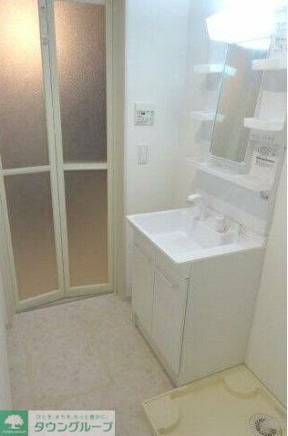 洗面設備　※同建物　１階の設備施工例です　現況優先