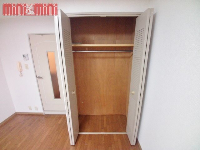 シャトラン弓木壱番館の内装写真