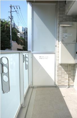 東急東横線 中目黒駅 徒歩8分 3階建 築13年の内装写真