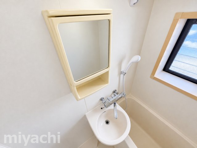 ＪＲ牟岐線 文化の森駅 徒歩13分 2階建 築25年の内装写真