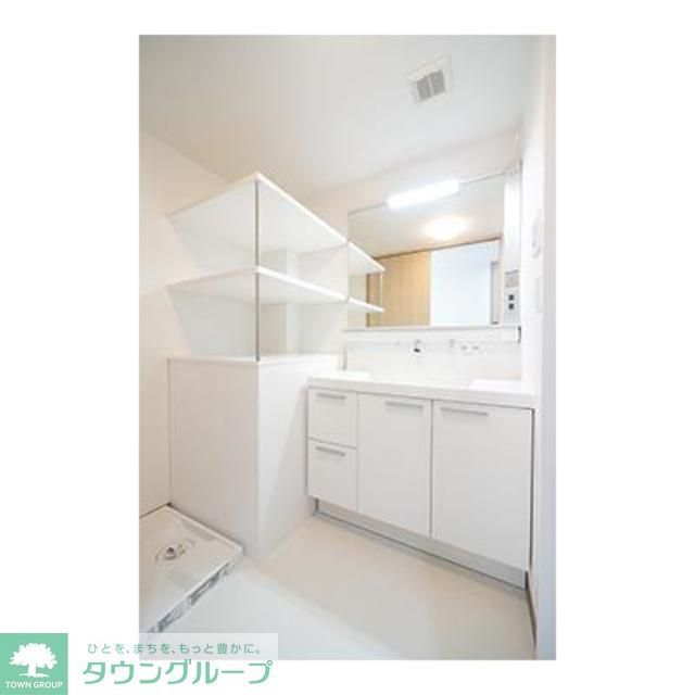 洗面設備　※写真は同タイプ住戸です。