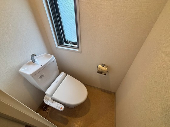 トイレ　※別部屋の写真です