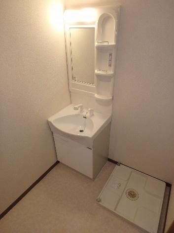 富山市 4階建 築17年の内装写真