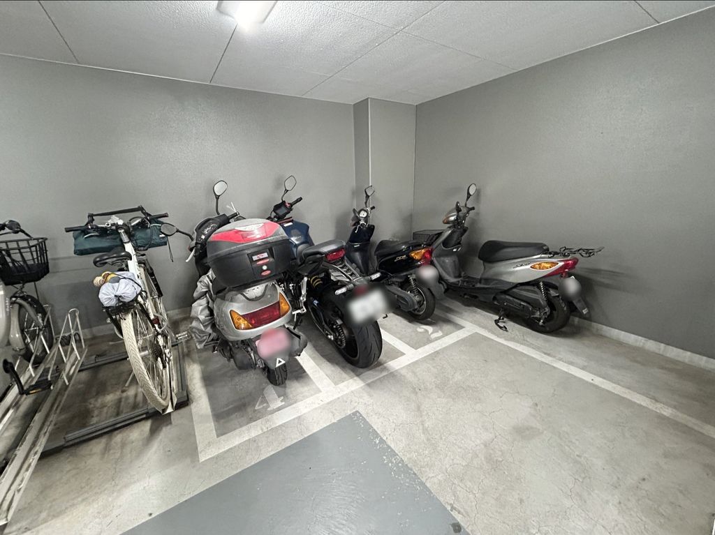 その他共有部分　バイク置き場