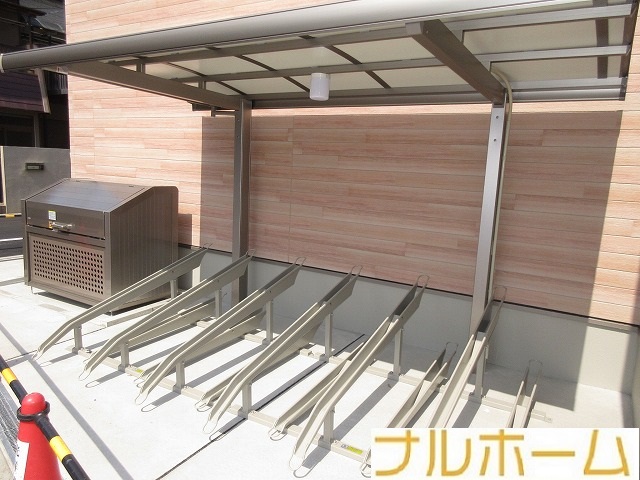 地下鉄谷町線 平野駅 徒歩6分 3階建 築3年の外観写真