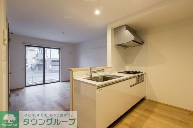 キッチン　同物件別部屋写真