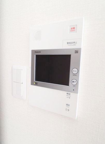 セキュリティ　★TV付インターホンだから安心★