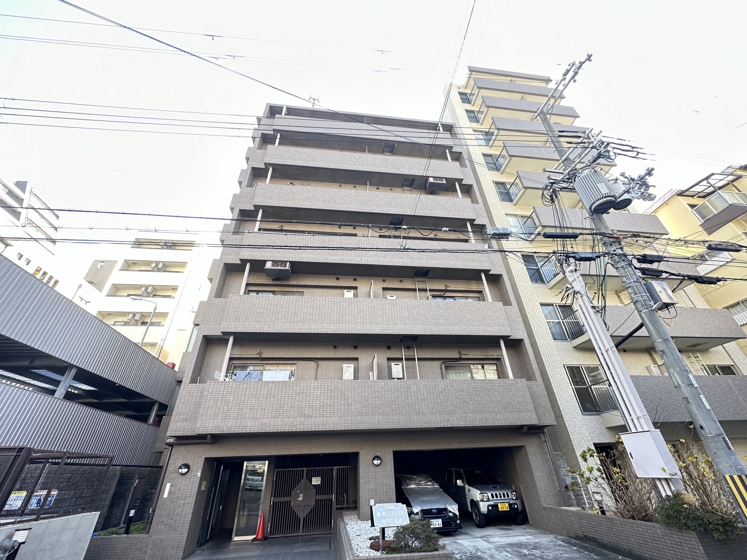 兵庫県神戸市兵庫区中道通１（マンション）の賃貸物件の外観