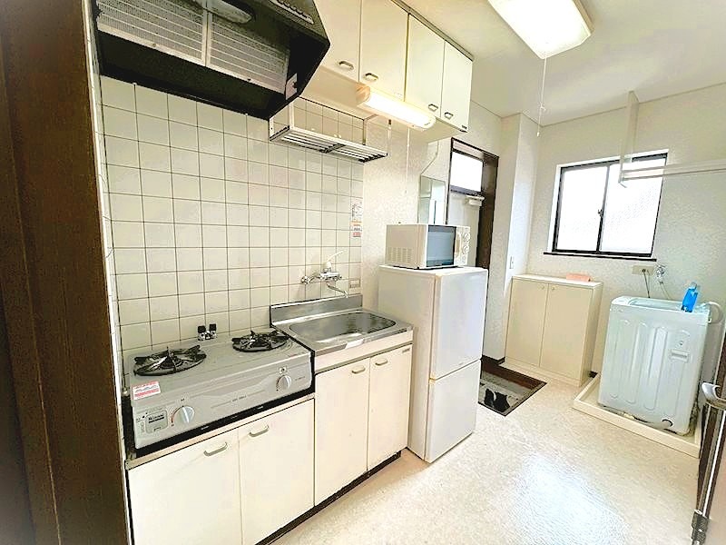 キッチン　家電付き?