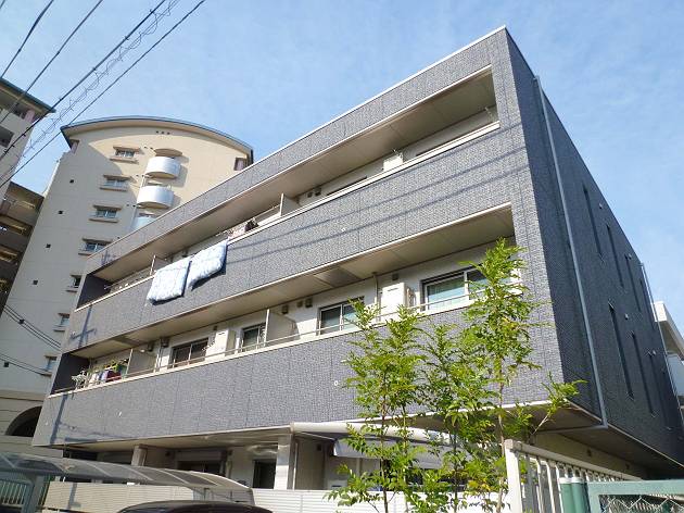 神戸市兵庫区御崎町のマンションの建物外観