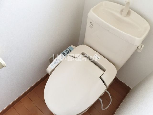 【仙台市青葉区落合のアパートのトイレ】