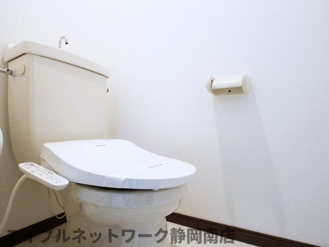 トイレ　シンプルで使いやすいトイレです