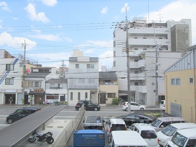 【京都市下京区西七条北月読町のマンションの眺望】