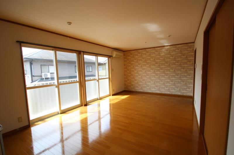 居室・リビング　14帖の広々リビングです。