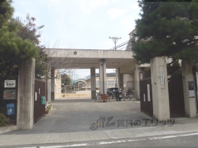 【京都市山科区厨子奥矢倉町のアパートの小学校】