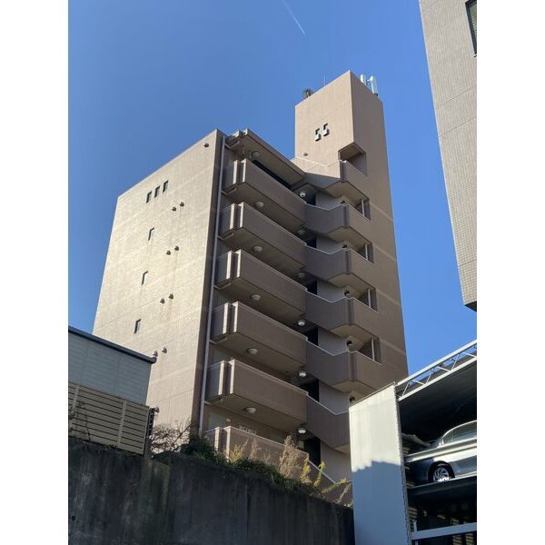 【アムール虹ヶ丘の建物外観】