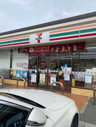 コンビニ　セブンイレブン 三木大塚2丁目店（コンビニ）まで354m