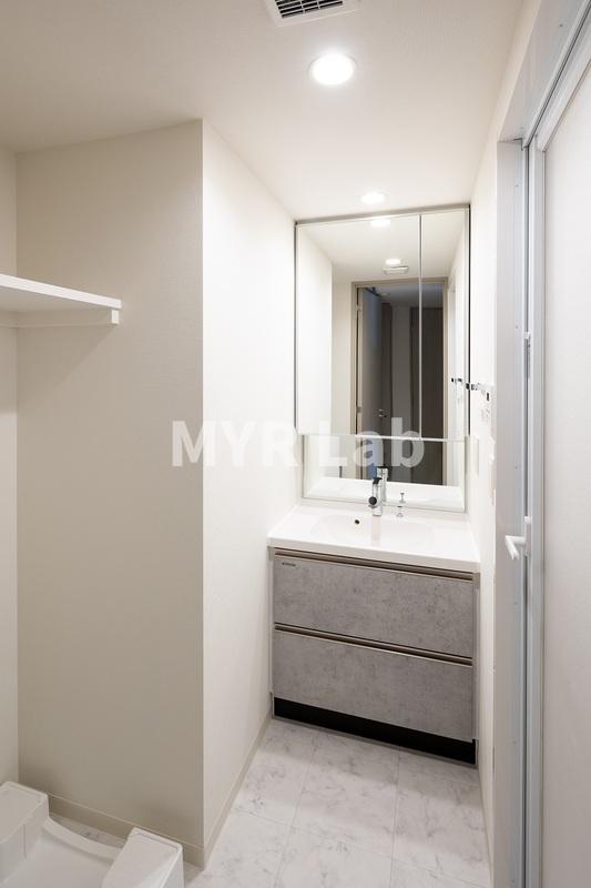 洗面設備　現状優先　参考写真