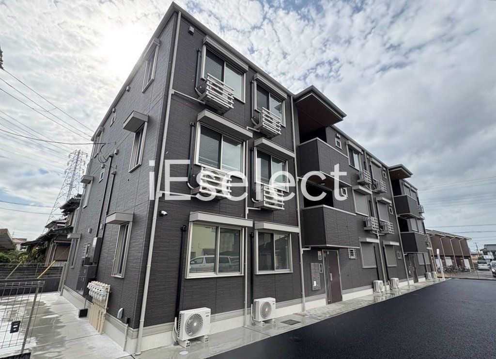建物外観　新築！インターネット無料、都市ガスのお部屋です。