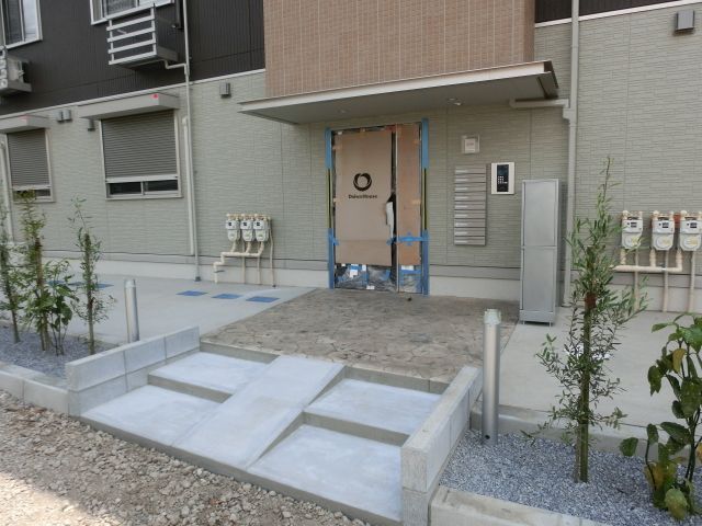 エントランス　きれいなエントランス。