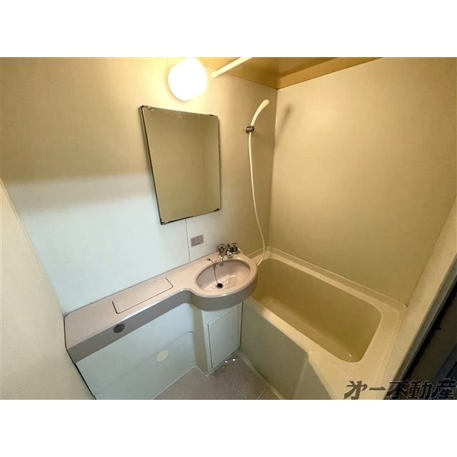 バス・シャワールーム　バス