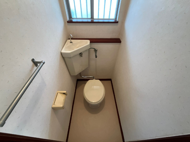 トイレ　トイレ