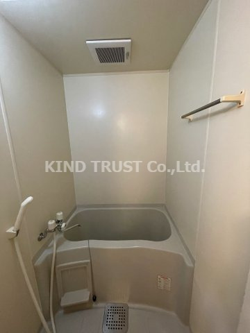 バス・シャワールーム　お風呂です