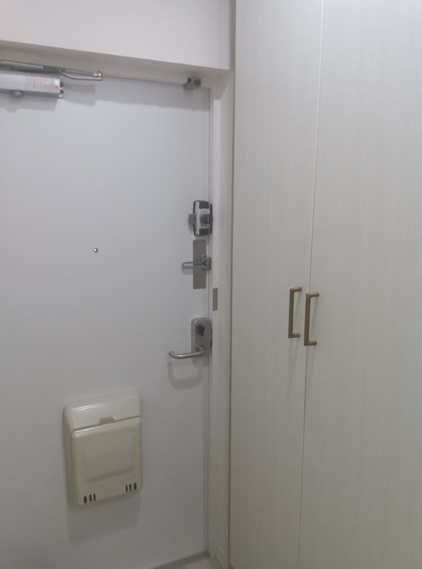 玄関　玄関
