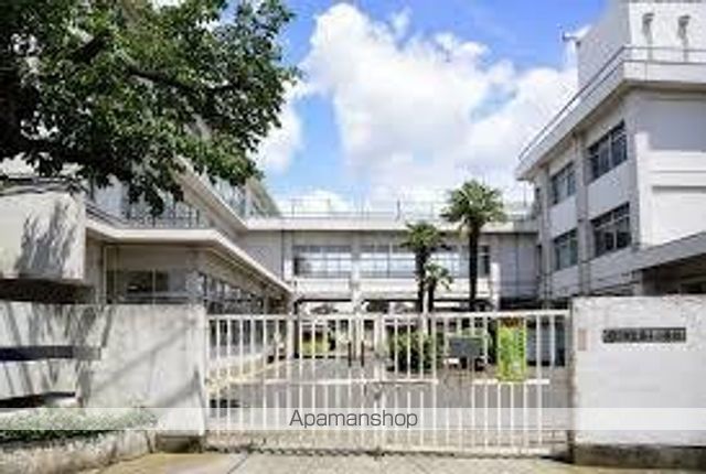 小学校　立川市立第十小学校すずかけ学級（小学校）まで242m