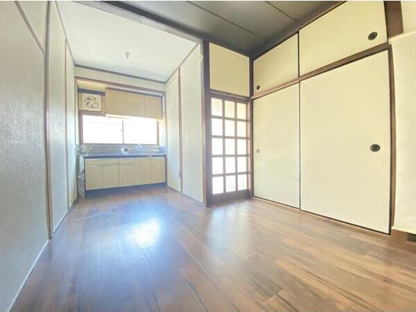 居室・リビング　使いやすい居間です