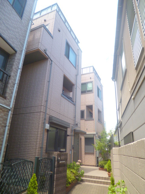 建物外観　桜新町駅徒歩１分の好立地