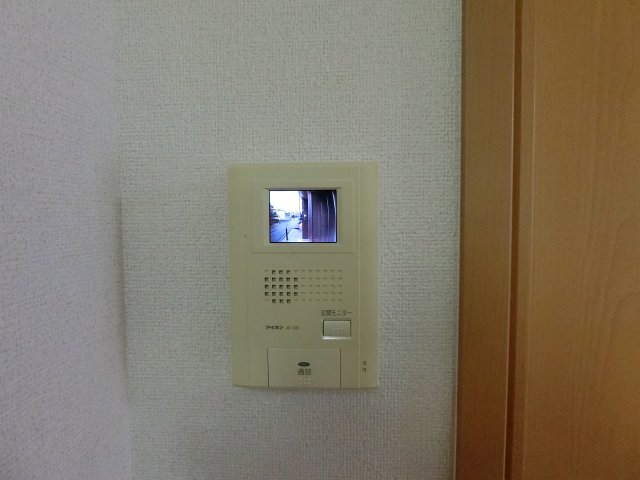 セキュリティ　イメージ101号室写真(反転タイプ)