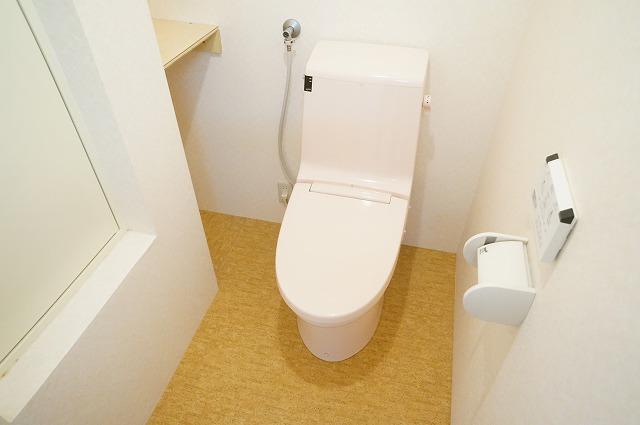 トイレ　トイレ