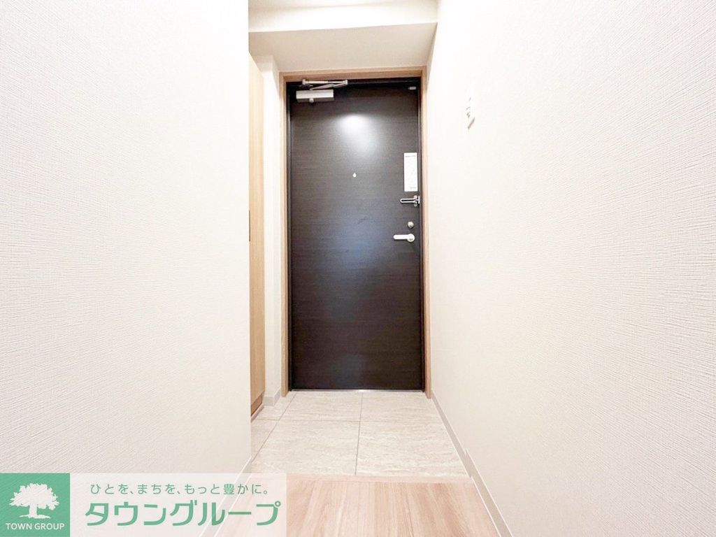 玄関　お部屋探しは株式会社　タウンハウジング　までお気軽にお問合…