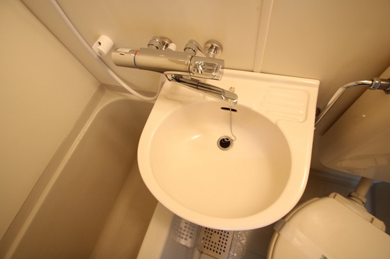 洗面設備　※別部屋の写真です