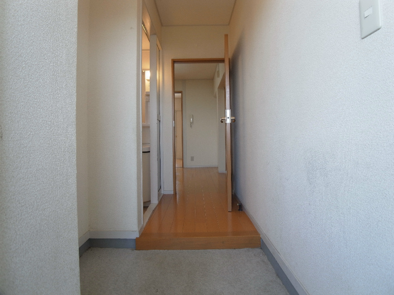 玄関　別部屋