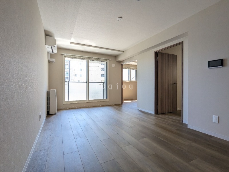 居室・リビング　同号室タイプ写真